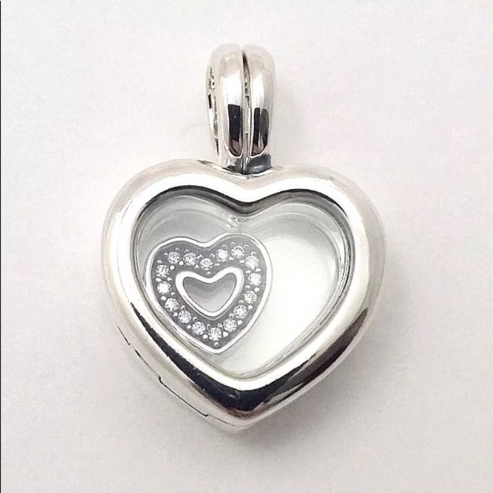 Pandora locket